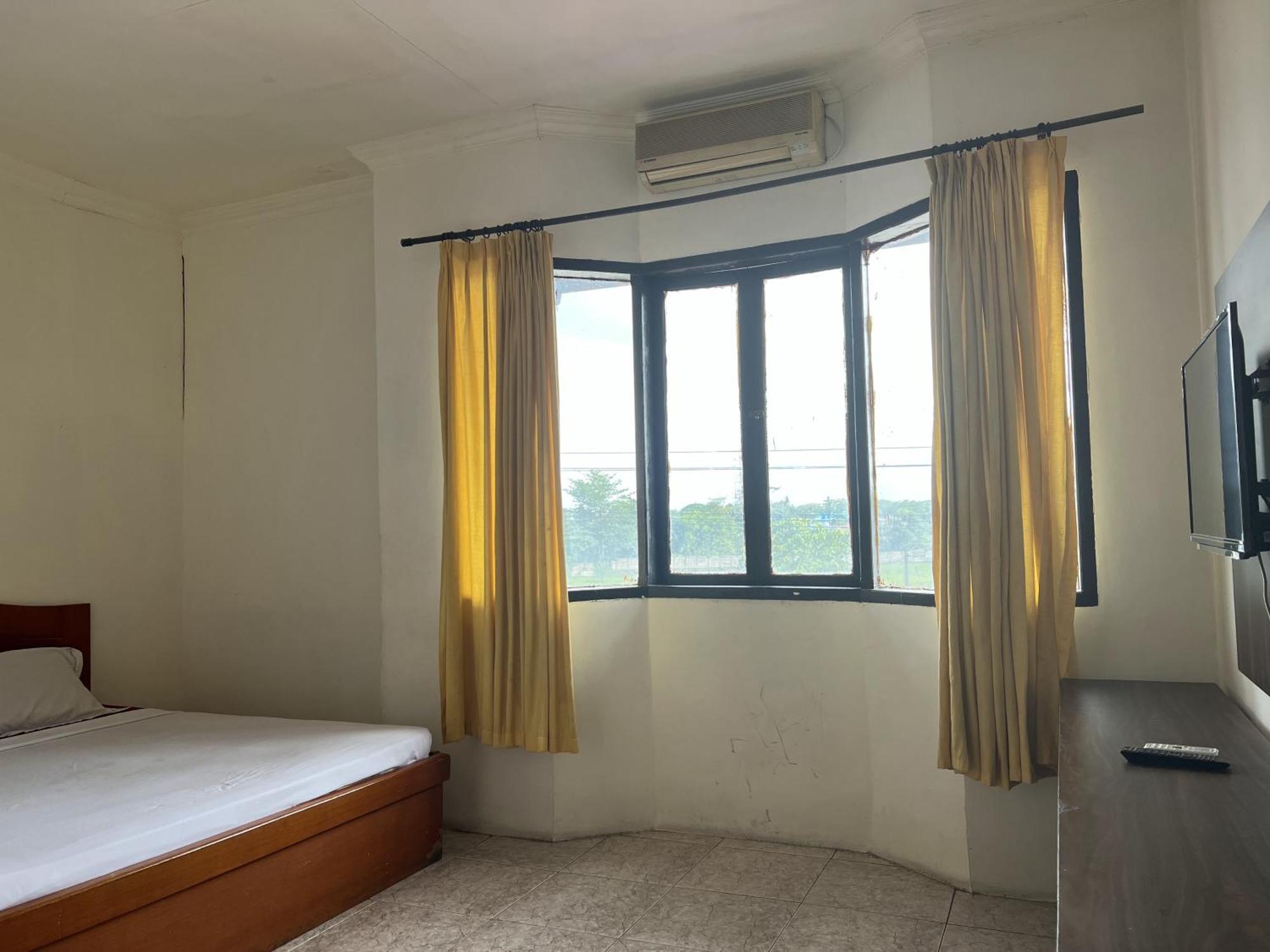 Hotel Oyo 92098 Kost Orange Syariah Makassar Exterior foto